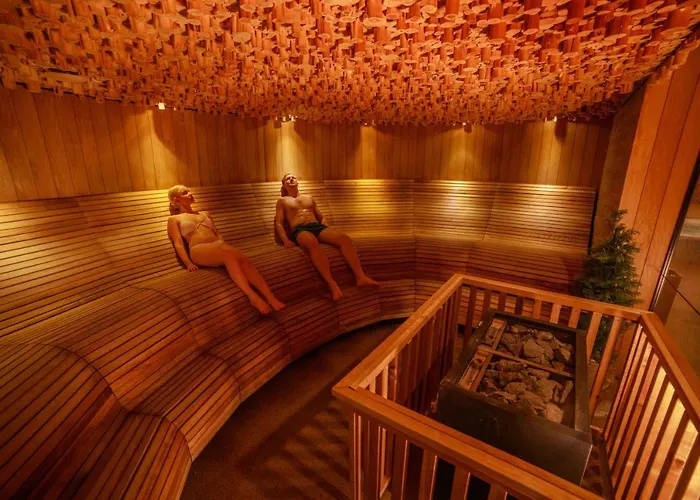 מלון Aqva & רקבר